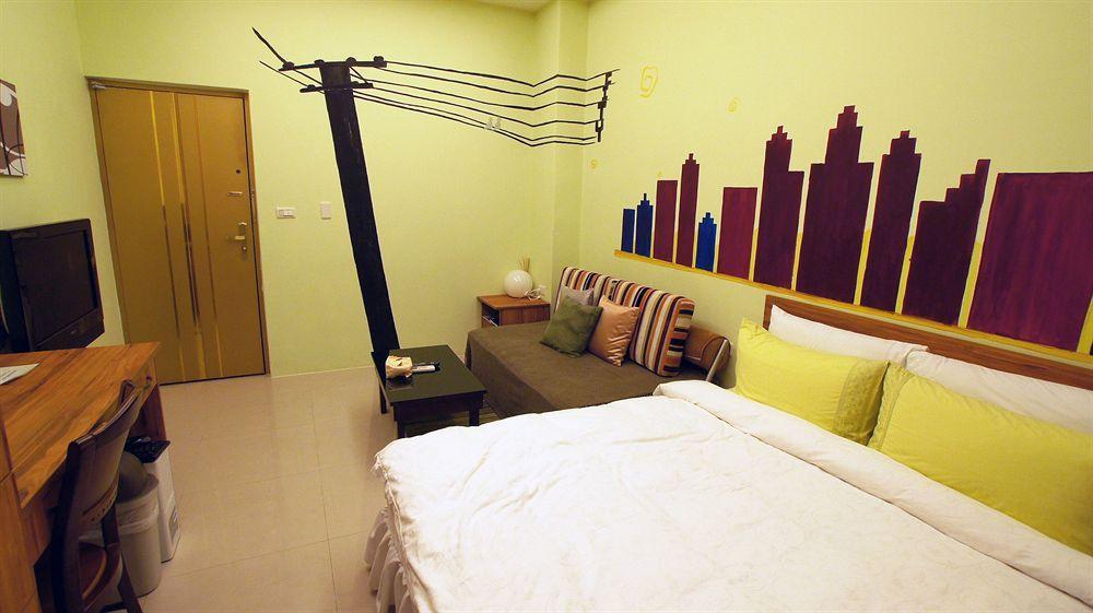 טאיצ'ונג Mei Hsiao Yuen Hostel מראה חיצוני תמונה